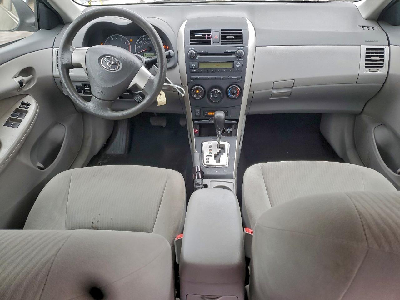 2010 TOYOTA COROLLA BASE photo 8