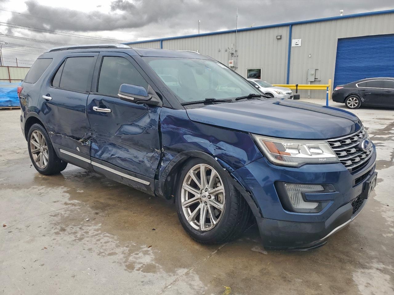 2017 FORD EXPLORER LIMITED photo 4