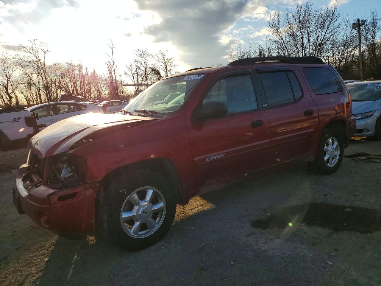 2003 GMC ENVOY XL — FRONT END damage — photo 1