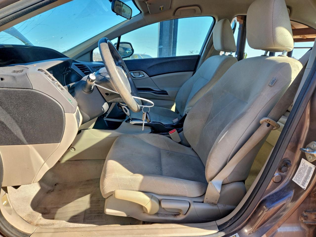 2012 HONDA CIVIC LX photo 7