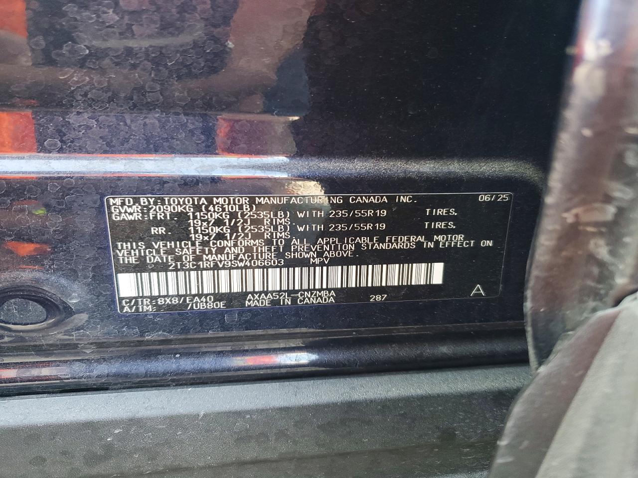 2025 TOYOTA RAV4 XLE PREMIUM photo 14