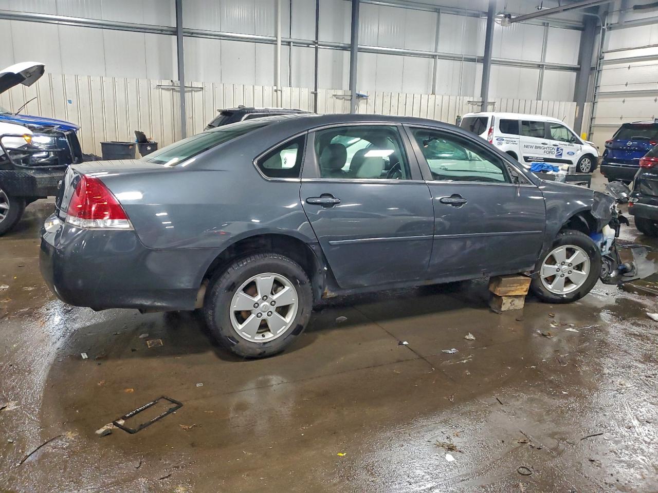 2011 CHEVROLET IMPALA LT photo 3
