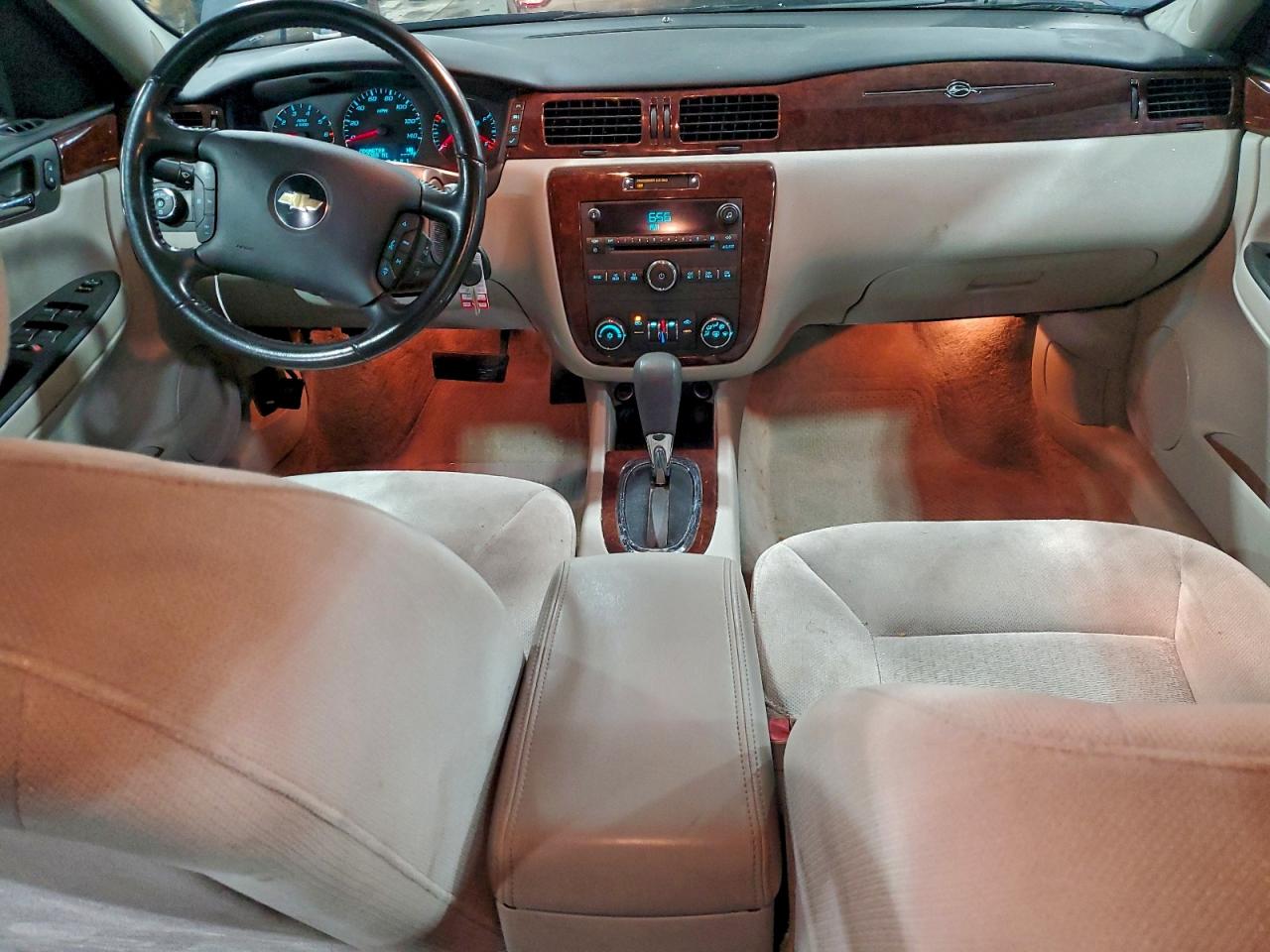 2011 CHEVROLET IMPALA LT photo 8