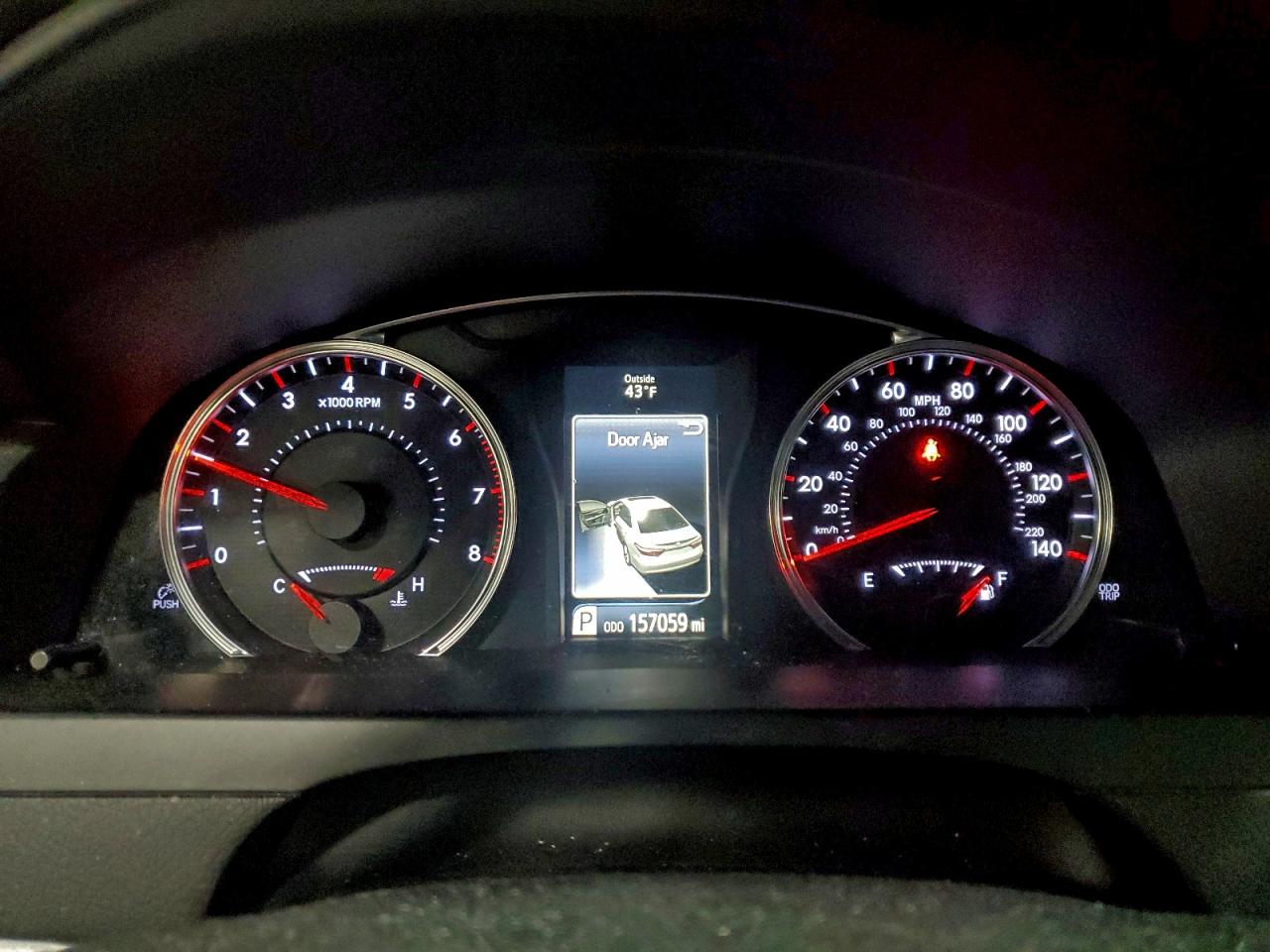 2015 TOYOTA CAMRY LE photo 9