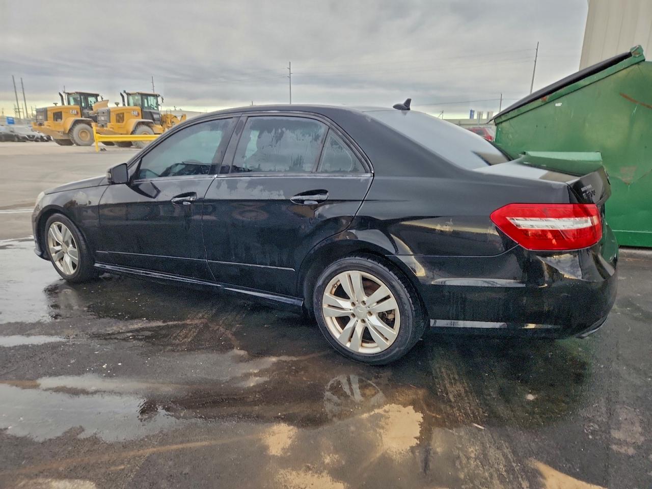 2011 MERCEDES-BENZ E 350 4MATIC photo 2