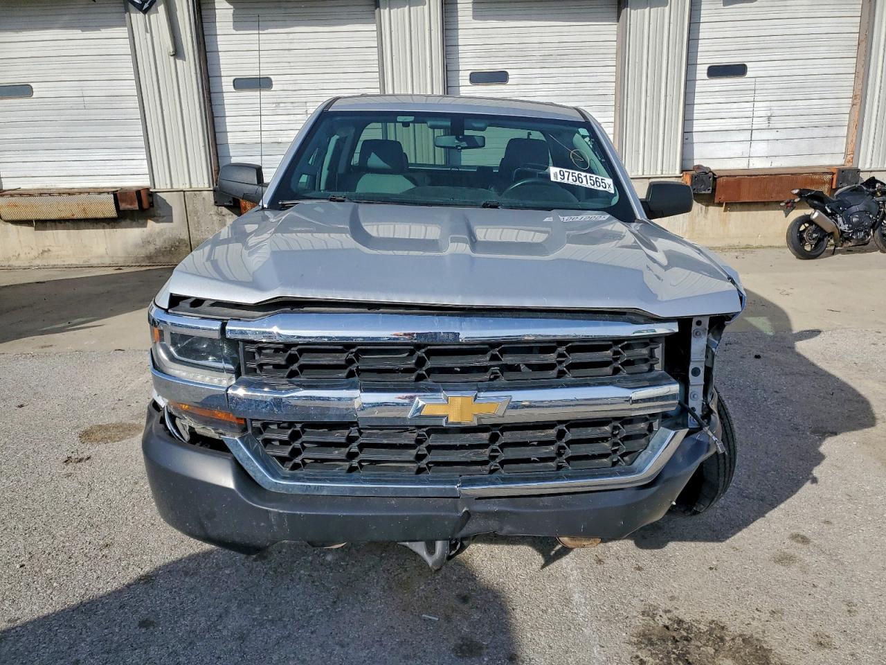 2018 CHEVROLET SILVERADO C1500 photo 5