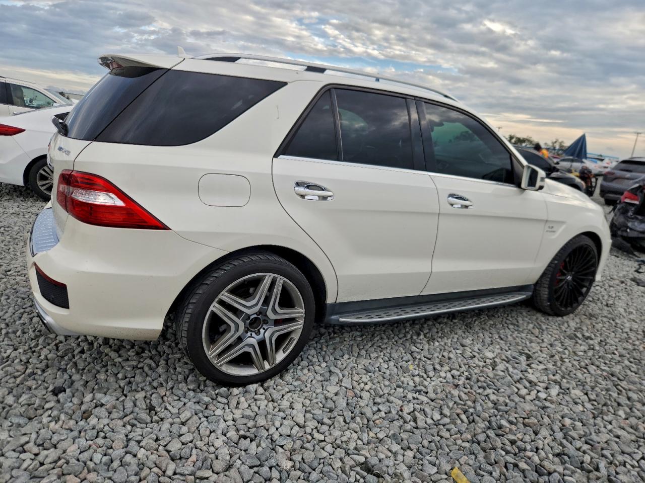 2012 MERCEDES-BENZ ML 63 AMG photo 3