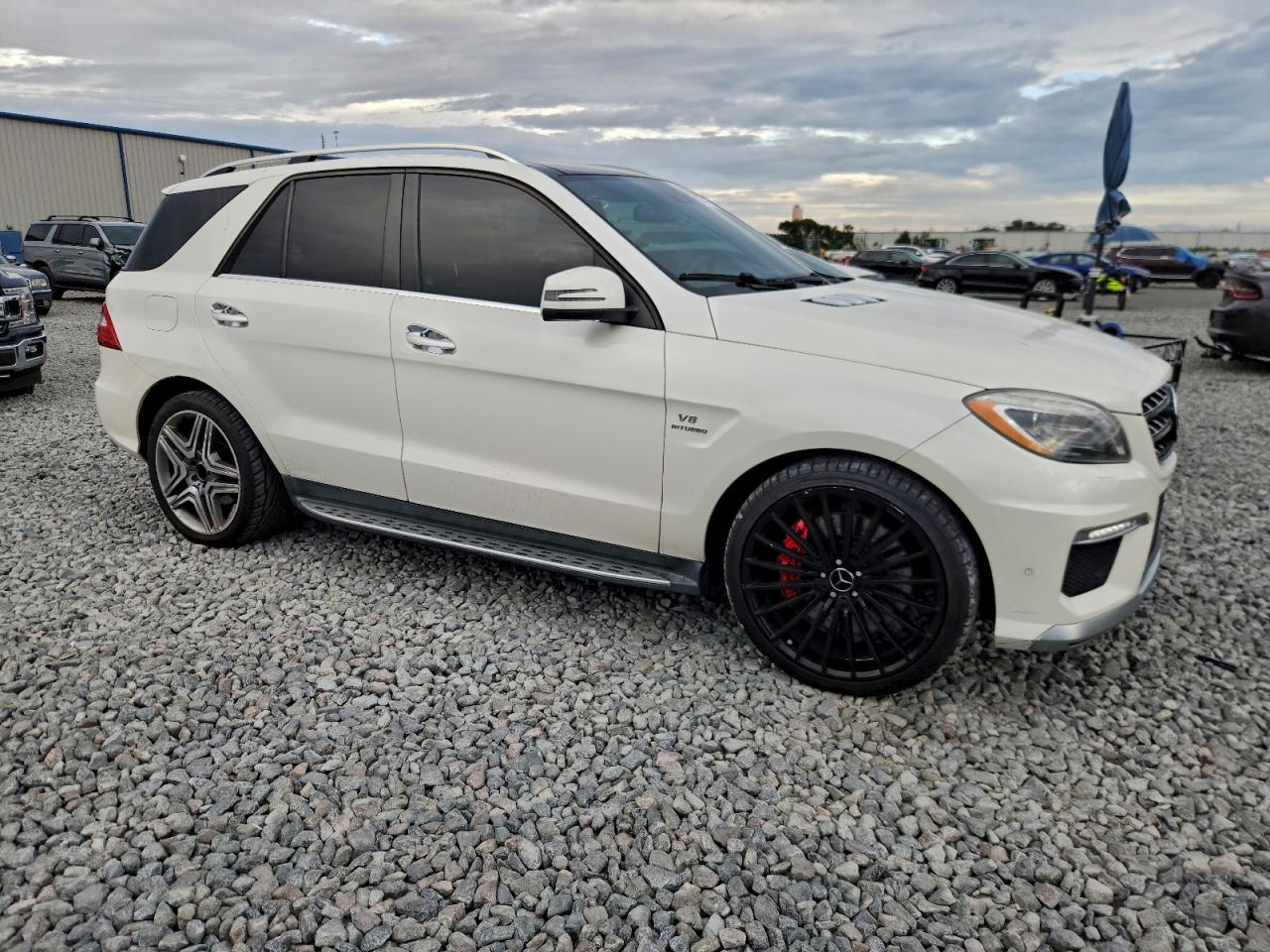 2012 MERCEDES-BENZ ML 63 AMG photo 4