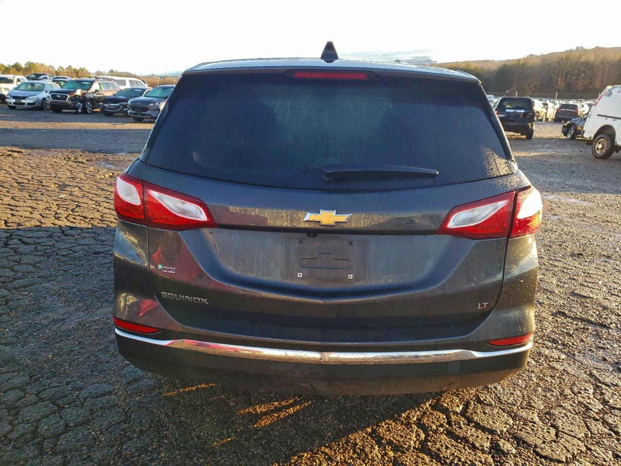 2020 CHEVROLET EQUINOX LT photo 6