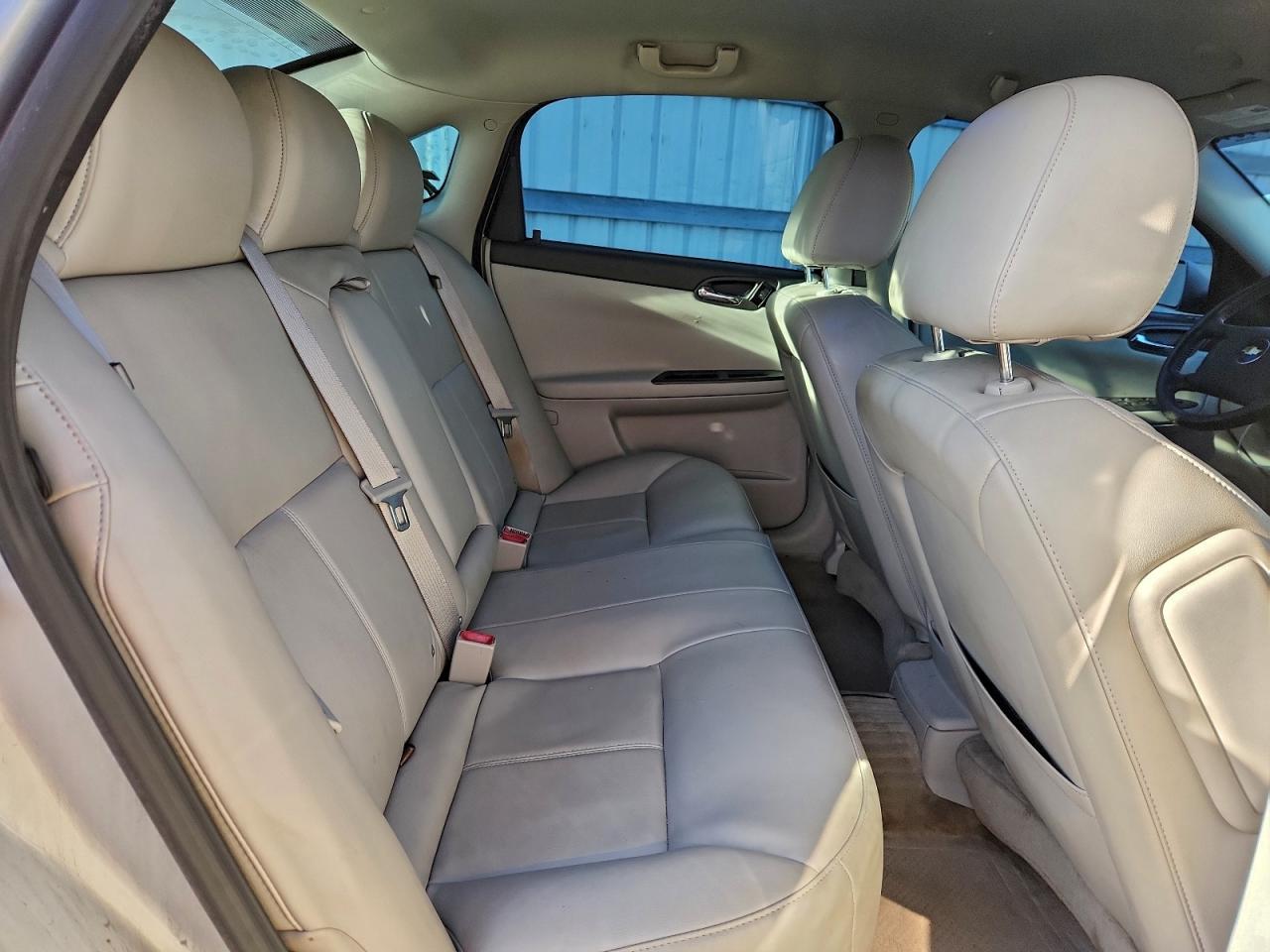 2011 CHEVROLET IMPALA LT photo 10