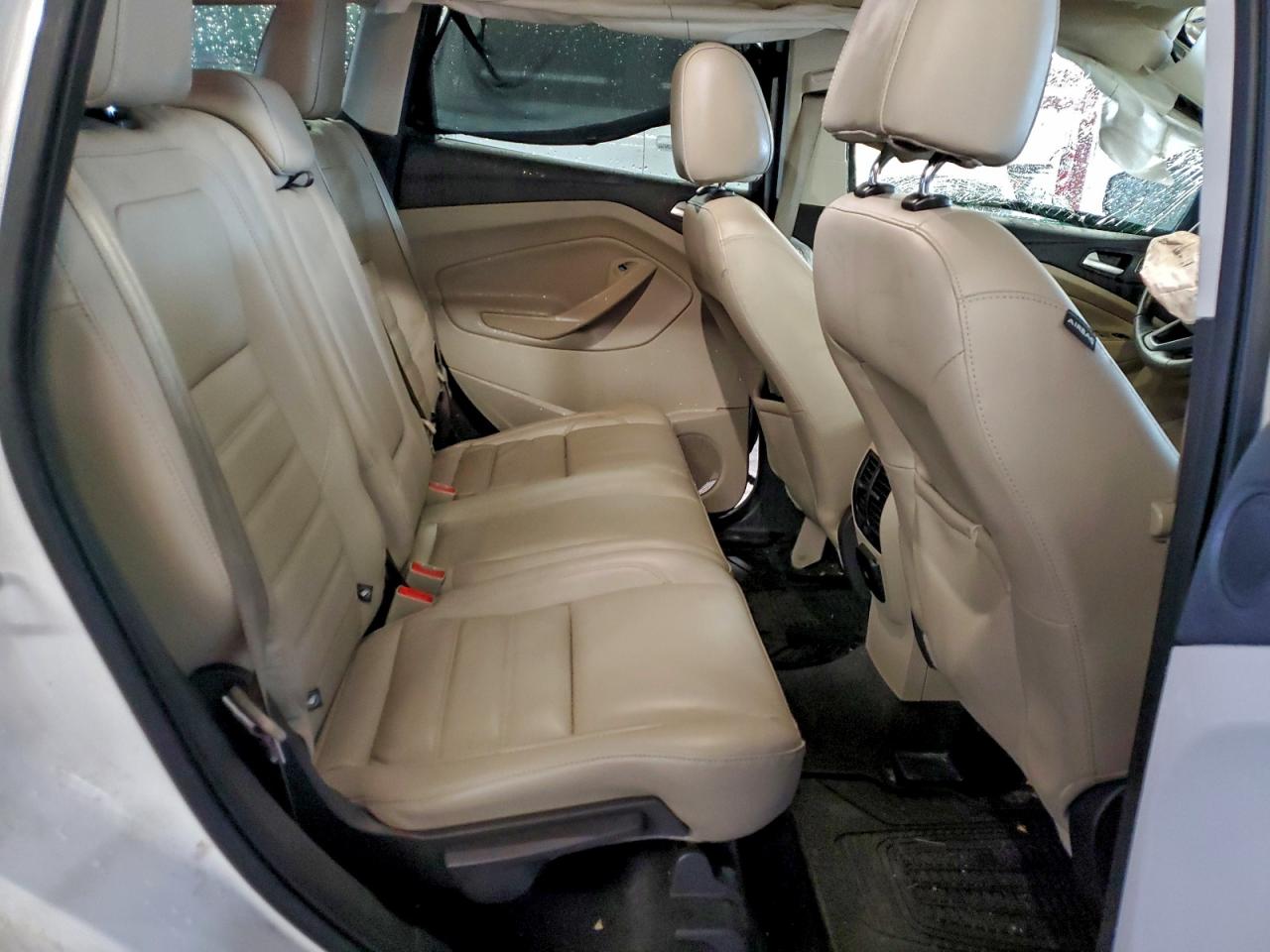 2017 FORD ESCAPE SE photo 11