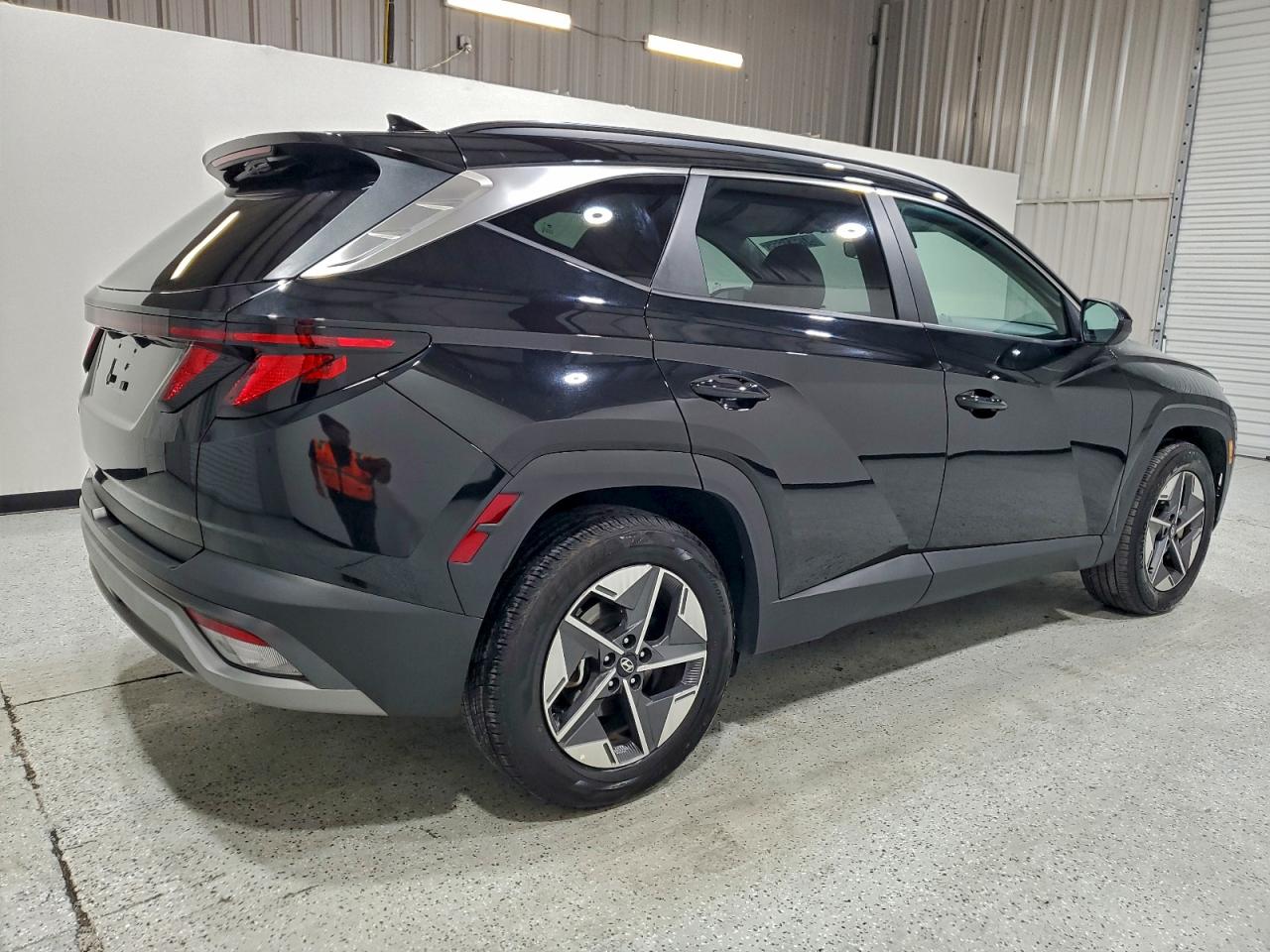 2025 HYUNDAI TUCSON SEL photo 3