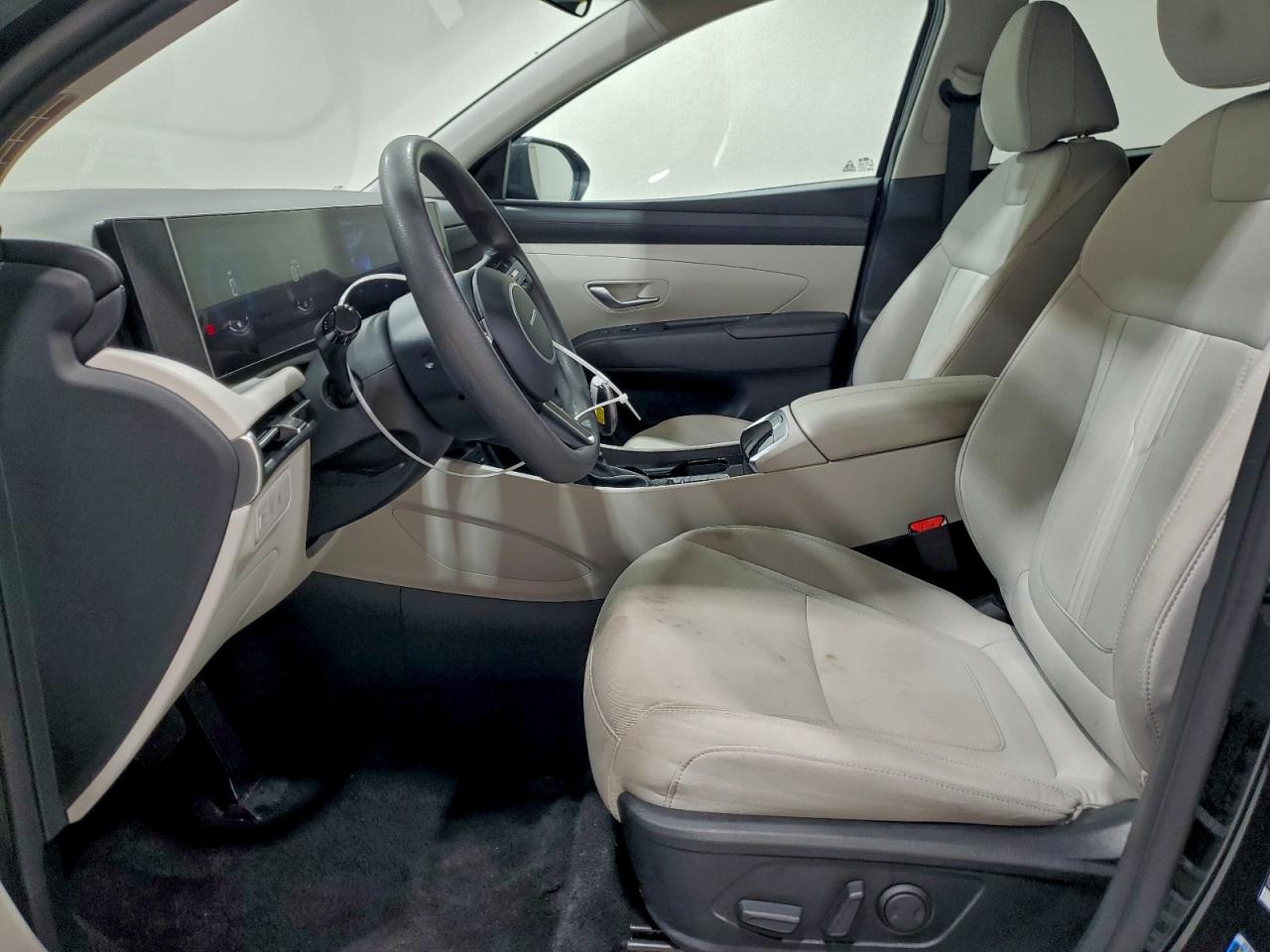 2025 HYUNDAI TUCSON SEL photo 7