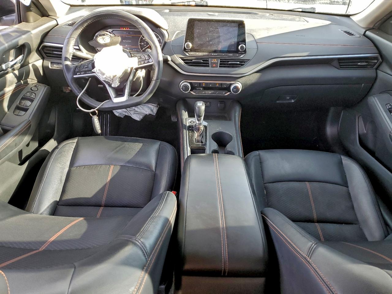 2019 NISSAN ALTIMA SR photo 8