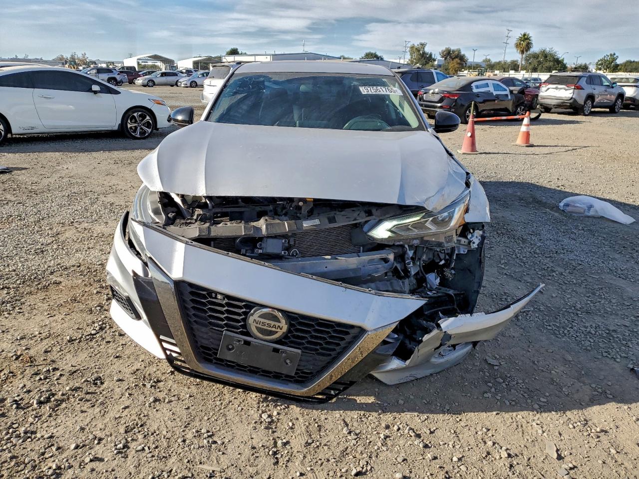 2019 NISSAN ALTIMA SR photo 5
