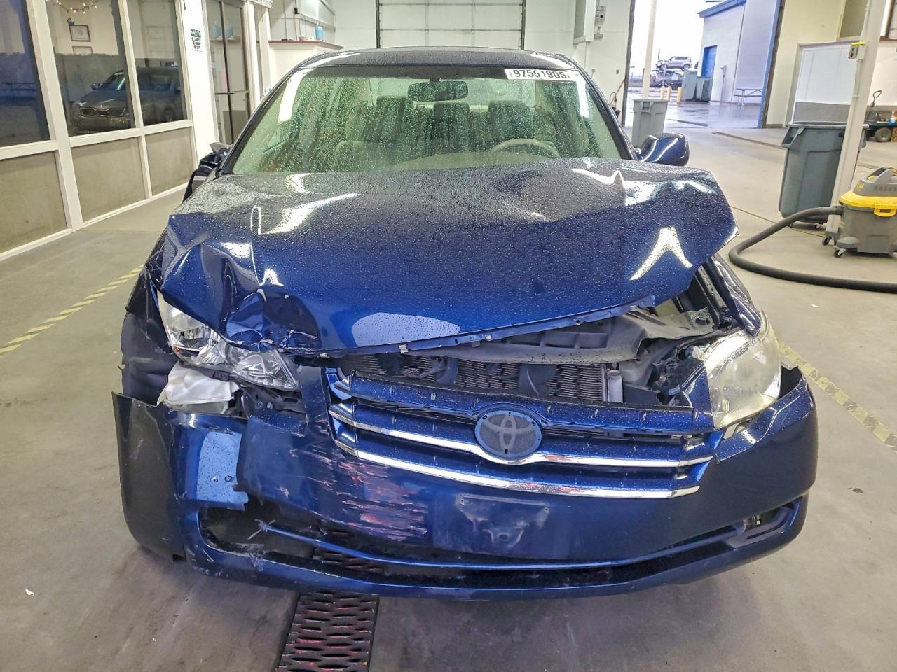 2006 TOYOTA AVALON XL photo 5
