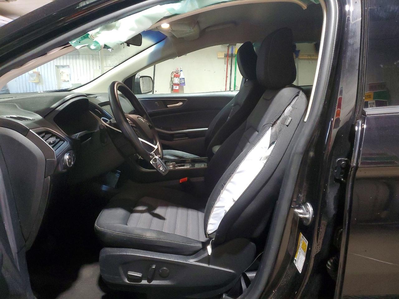 2020 FORD EDGE SE photo 7