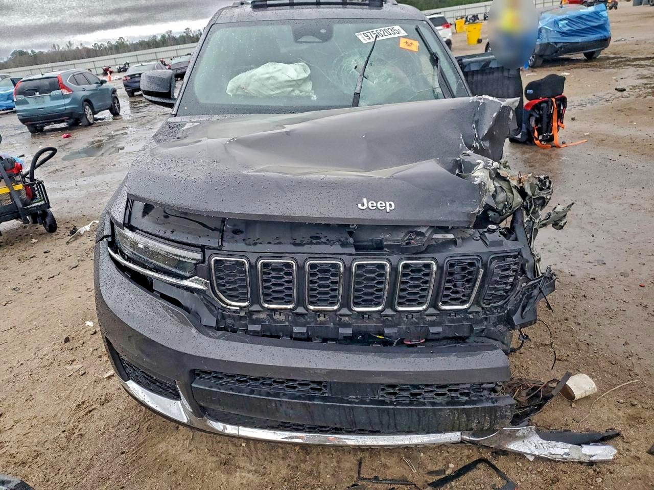 2024 JEEP GRAND CHEROKEE L LAREDO photo 9
