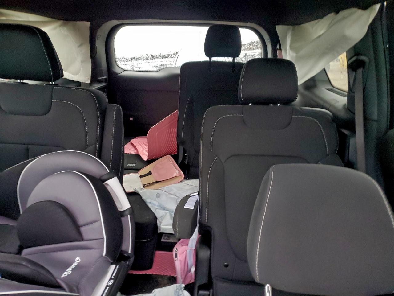 2024 JEEP GRAND CHEROKEE L LAREDO photo 19