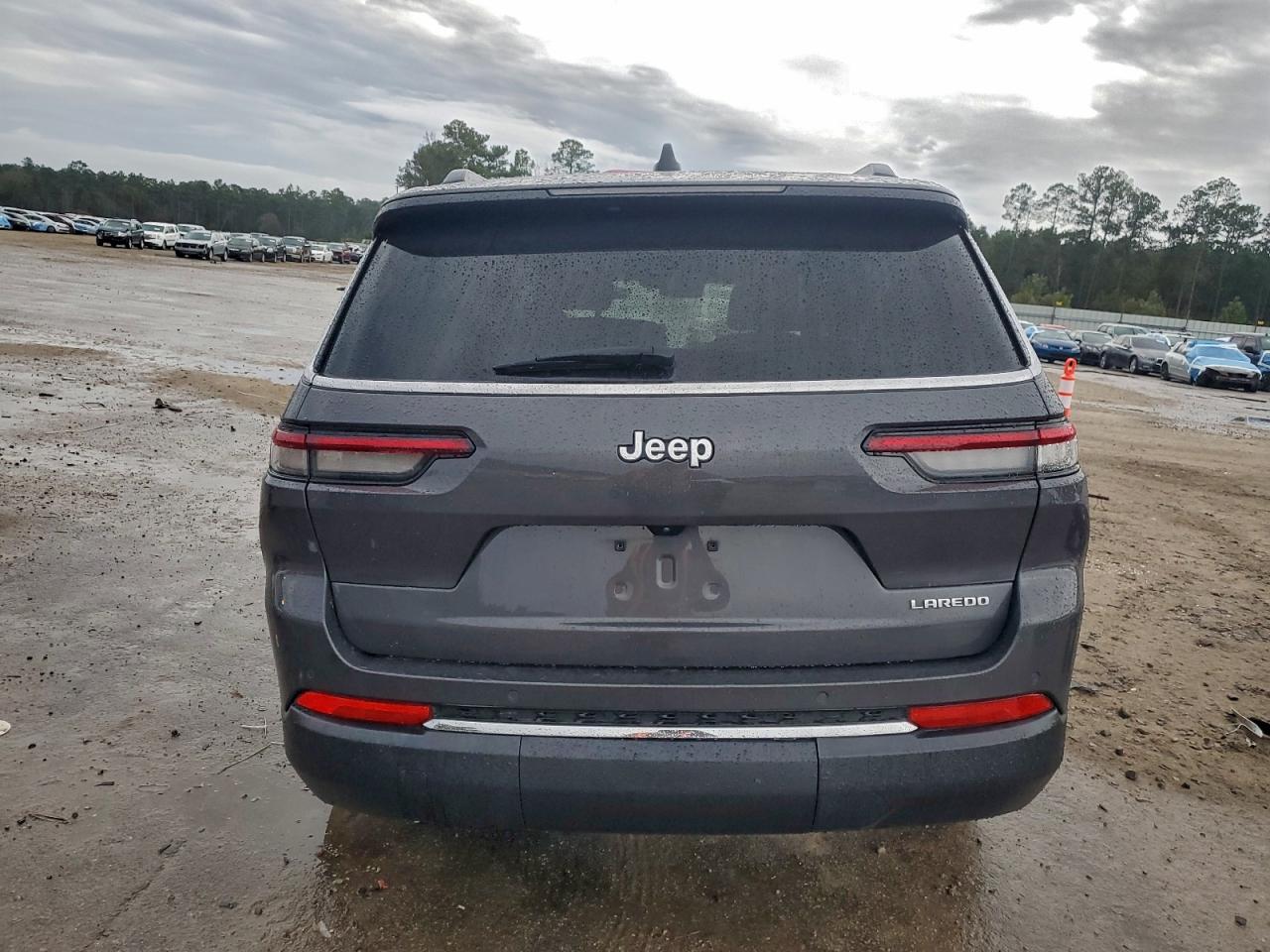 2024 JEEP GRAND CHEROKEE L LAREDO photo 11