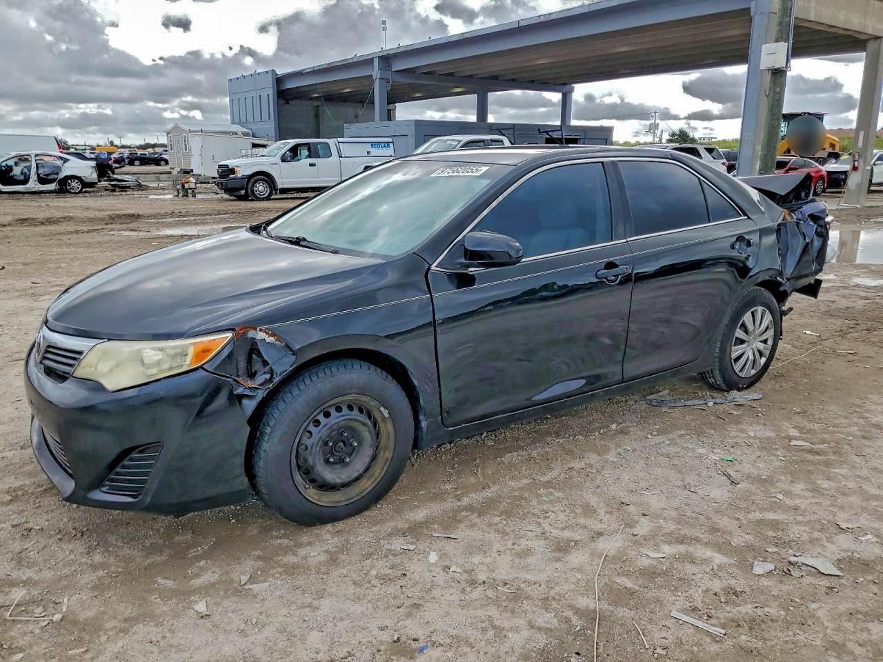 2012 TOYOTA CAMRY
