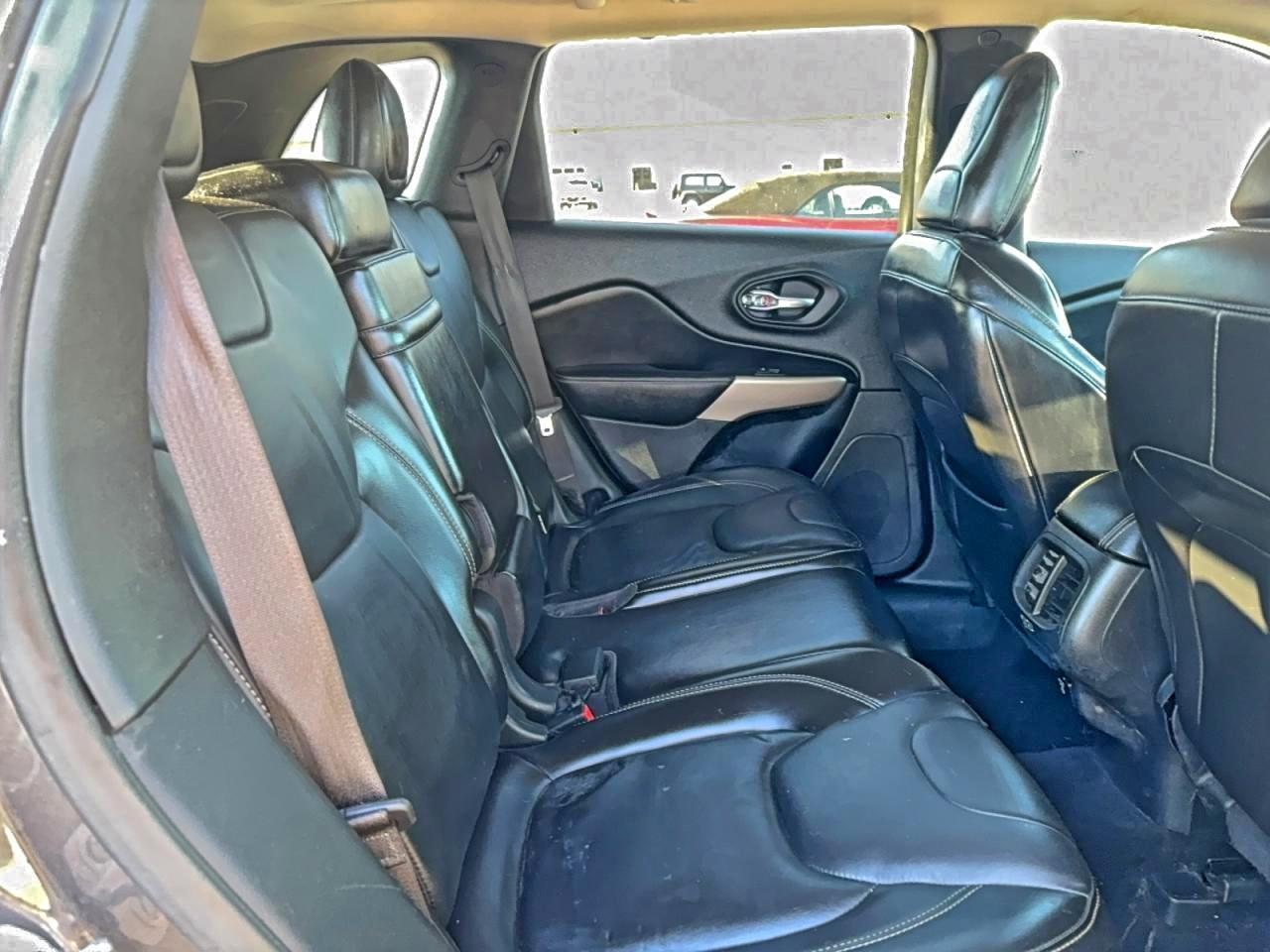 2018 JEEP CHEROKEE LIMITED photo 6