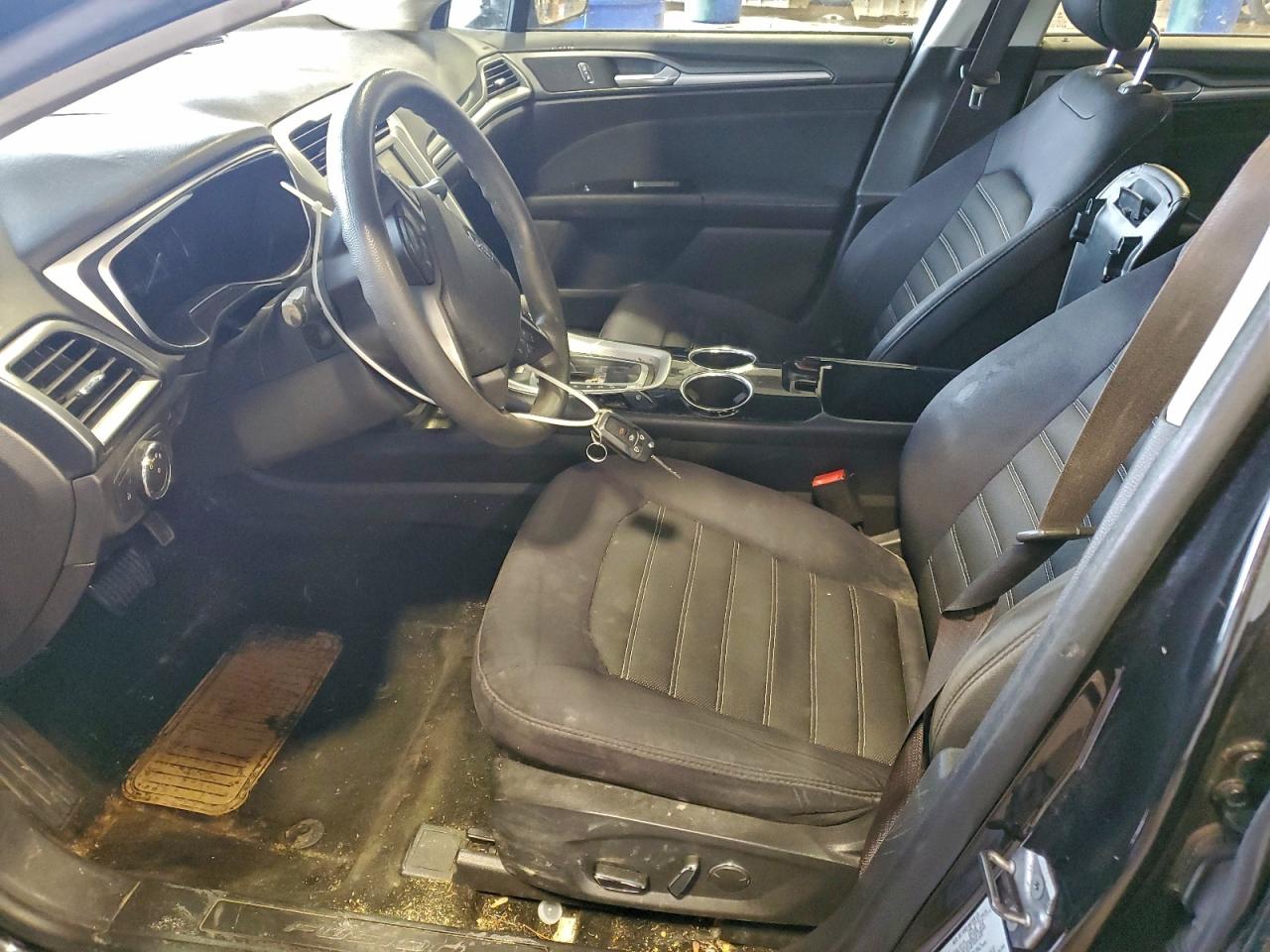 2013 FORD FUSION SE photo 7