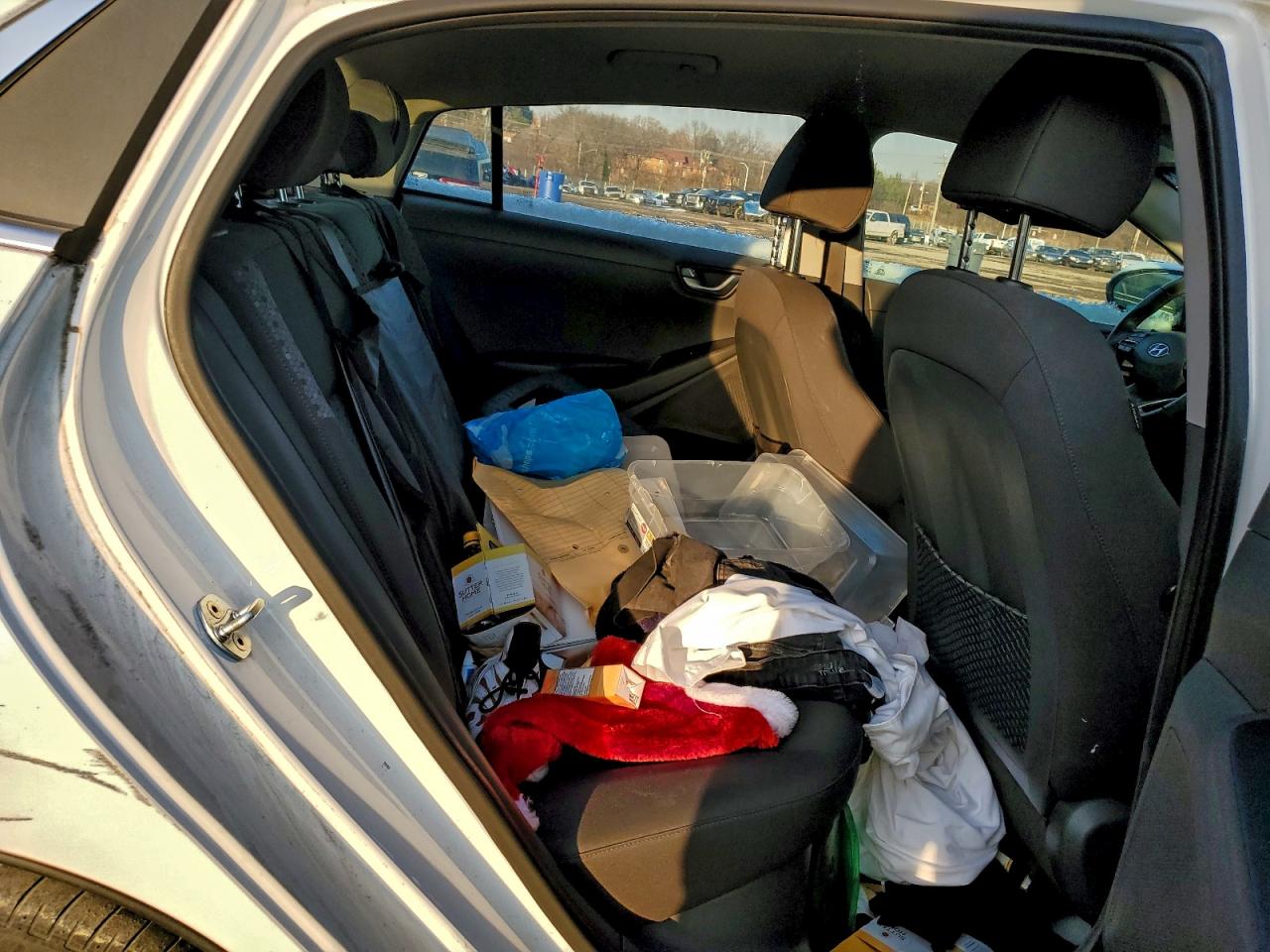 2018 HYUNDAI IONIQ SEL photo 10