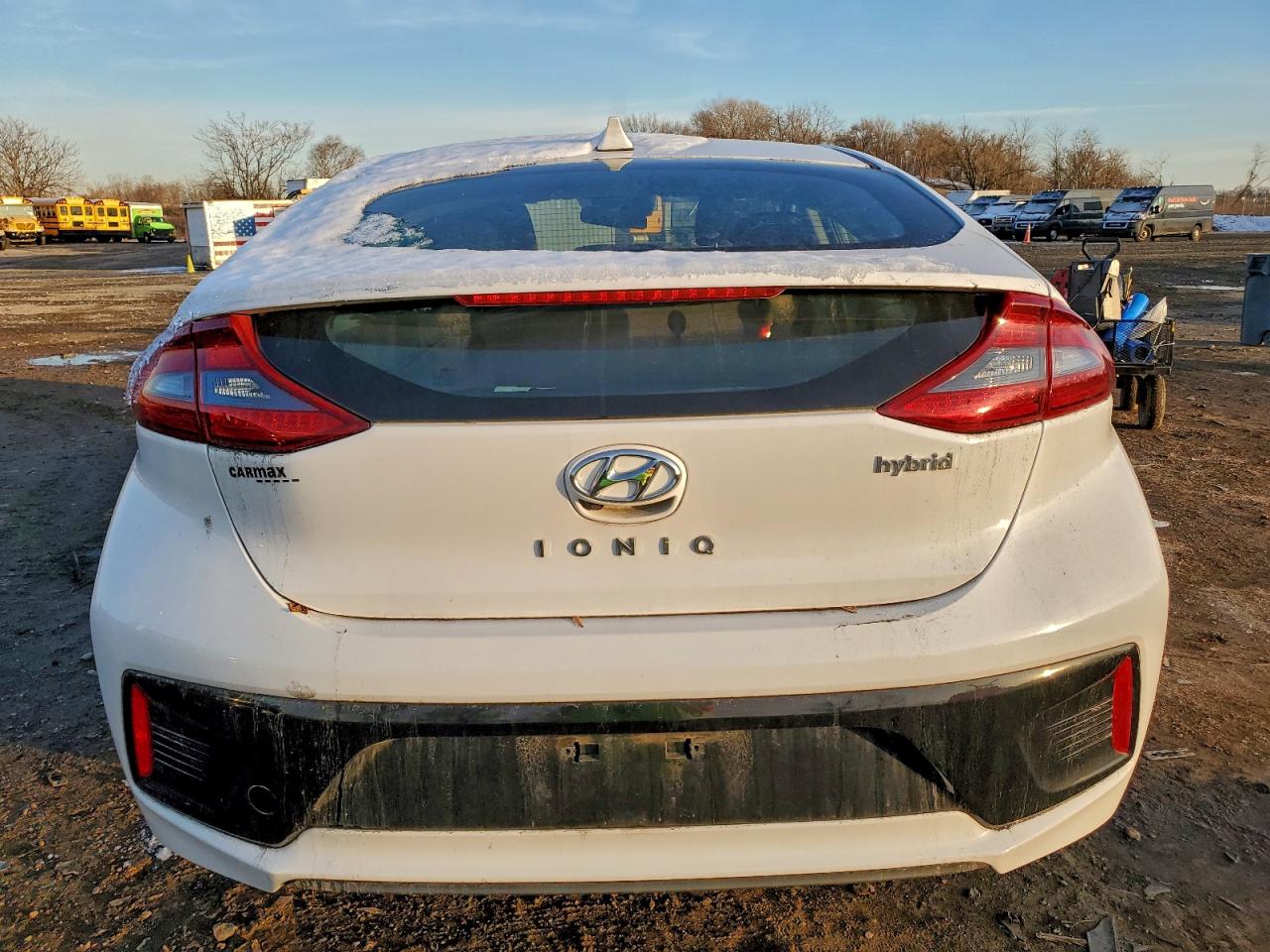 2018 HYUNDAI IONIQ SEL photo 6