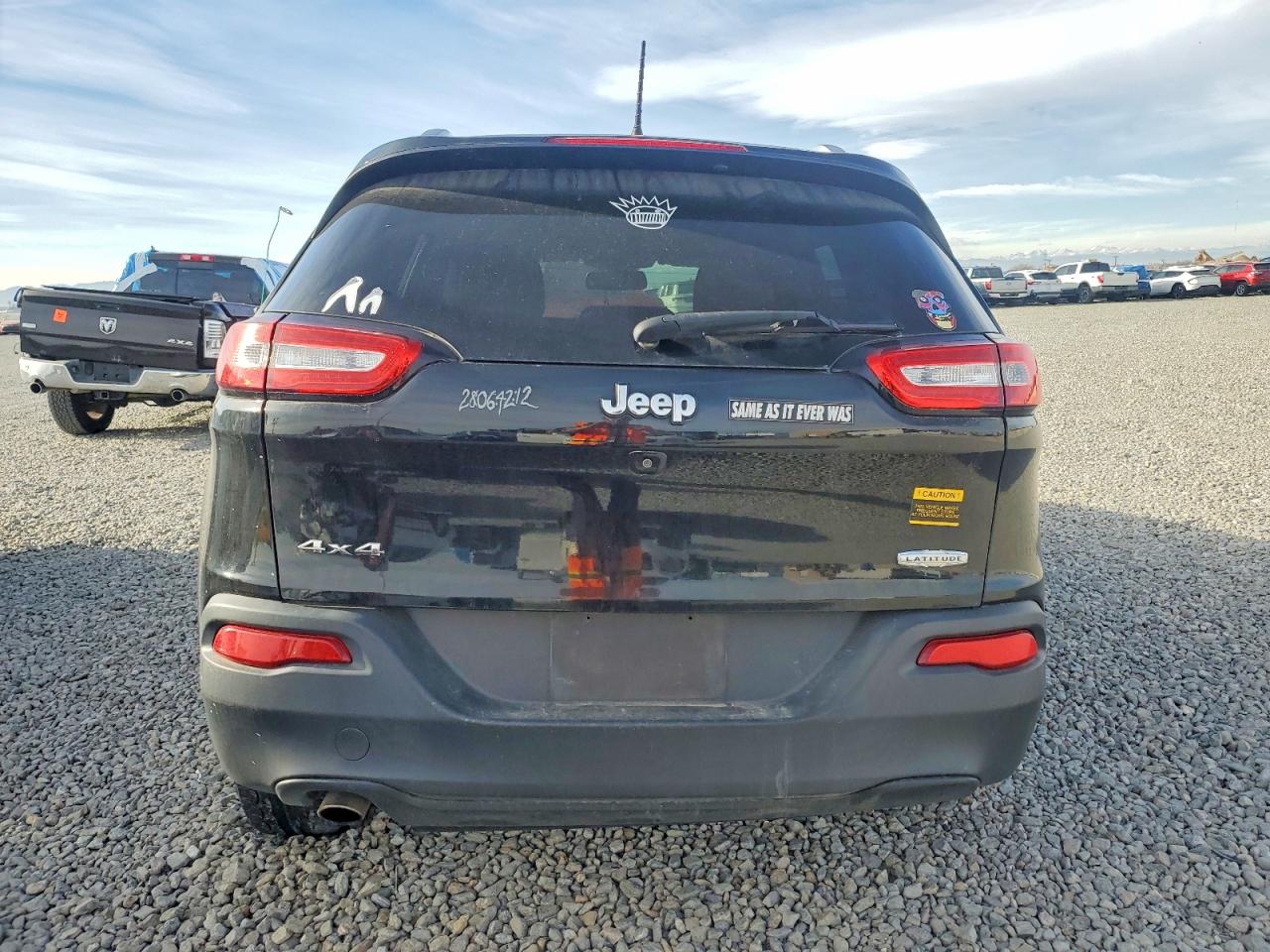 2018 JEEP CHEROKEE LATITUDE photo 6