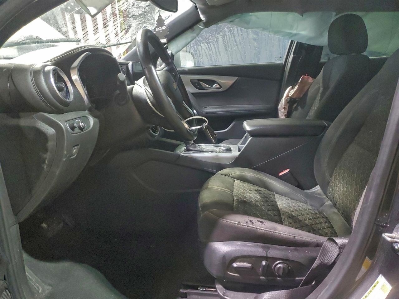 2020 CHEVROLET BLAZER 2LT photo 13