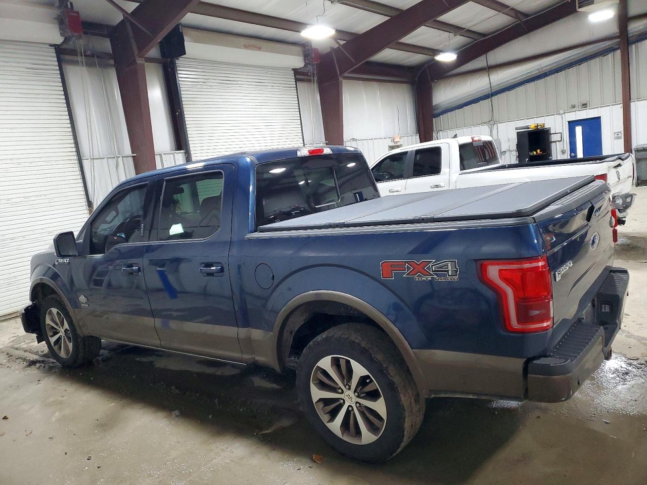 2017 FORD F150 SUPERCREW photo 2