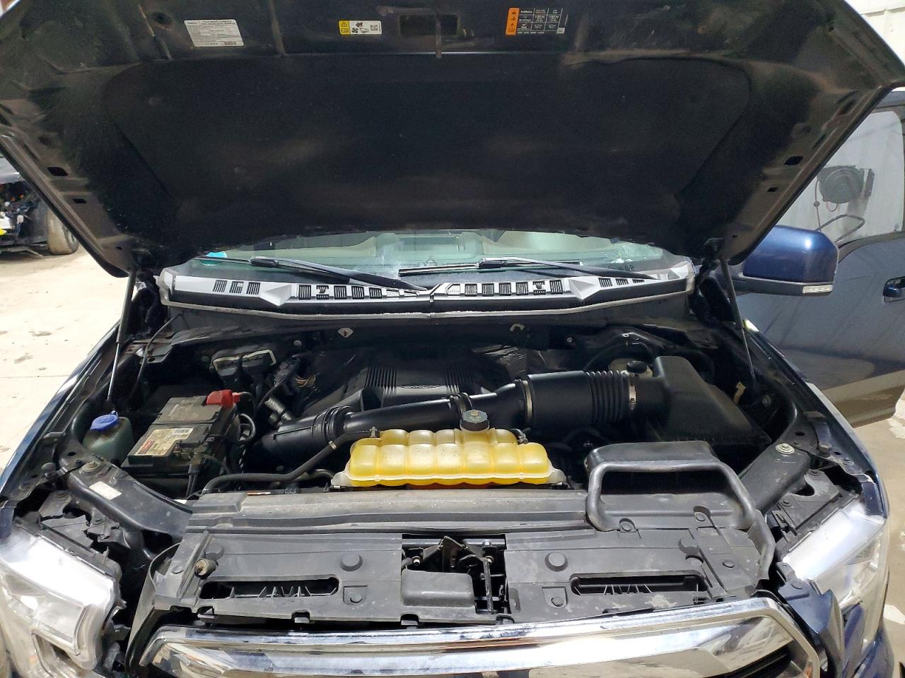 2017 FORD F150 SUPERCREW photo 11