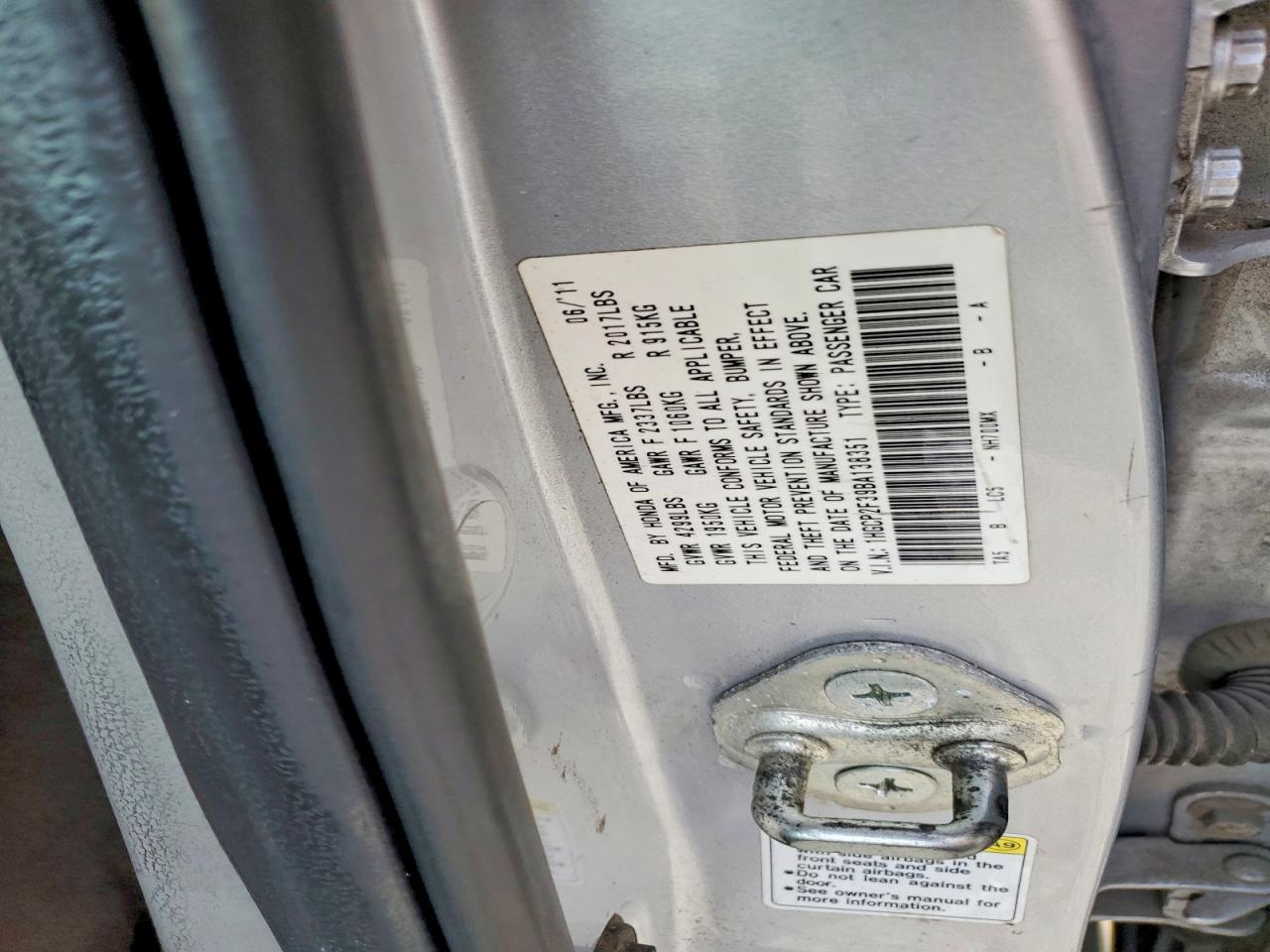 2011 HONDA ACCORD LX photo 12