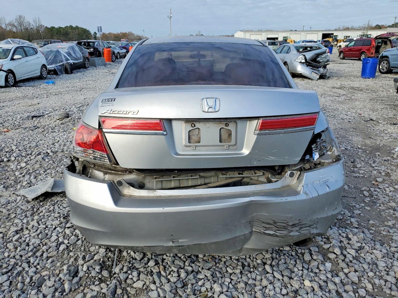 2011 HONDA ACCORD LX photo 6