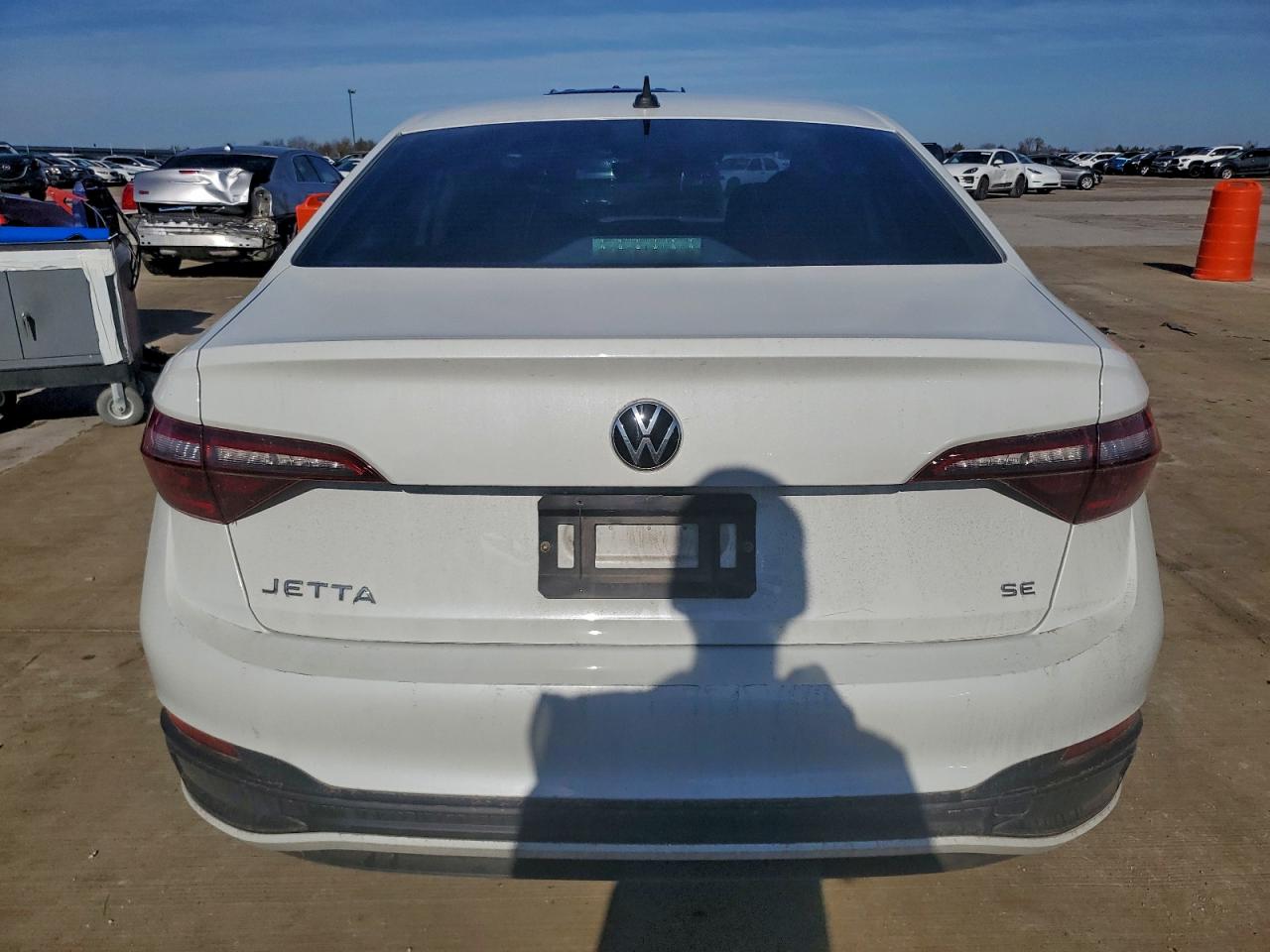2023 VOLKSWAGEN JETTA SE photo 11