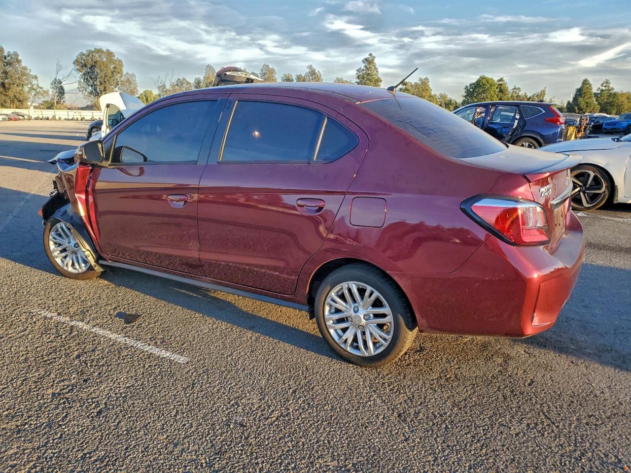2024 MITSUBISHI MIRAGE G4 SE photo 2