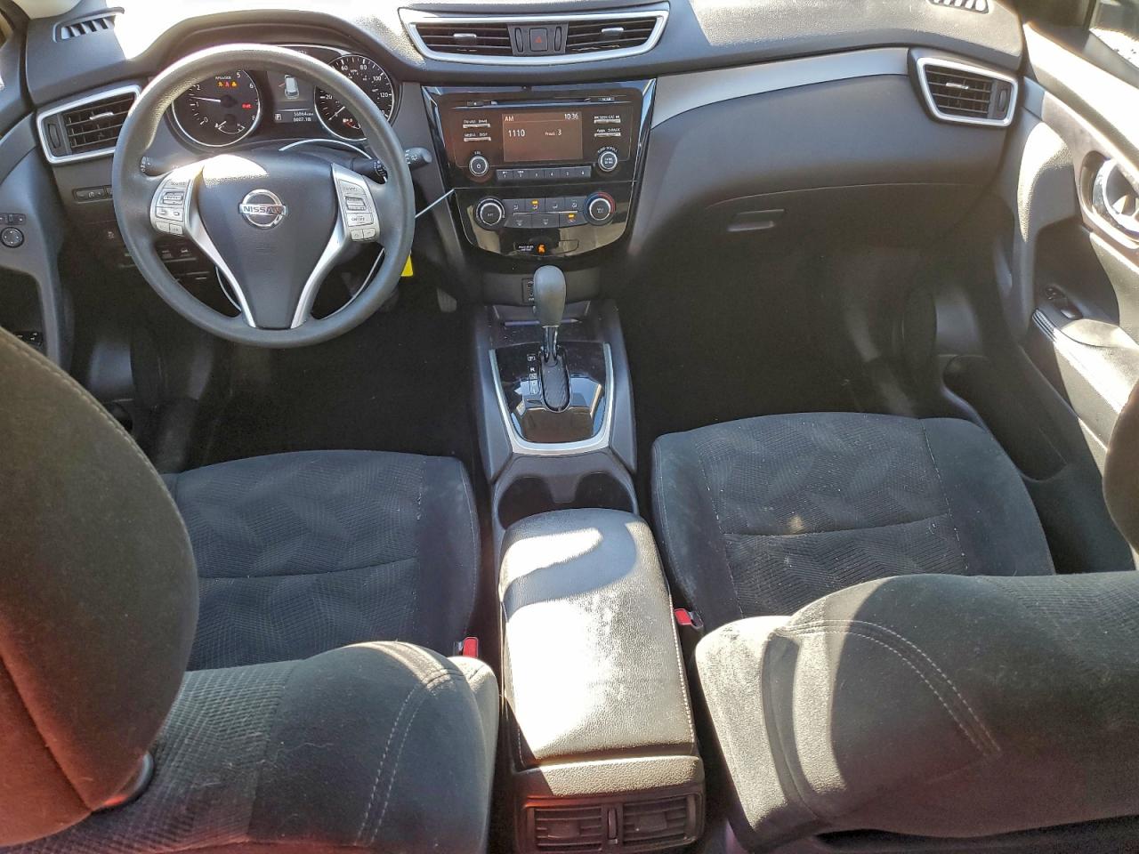 2016 NISSAN ROGUE S photo 8