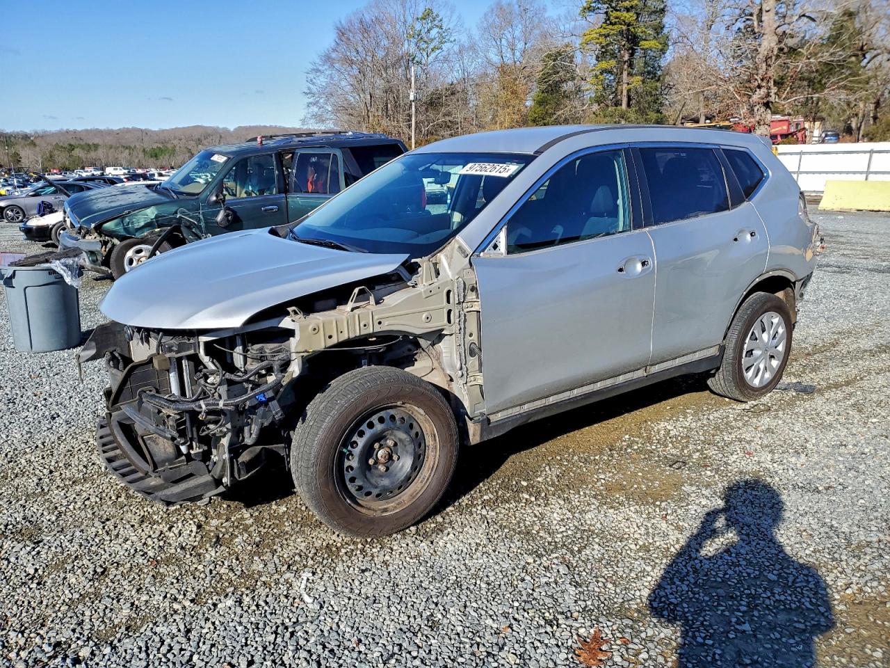 2016 NISSAN ROGUE