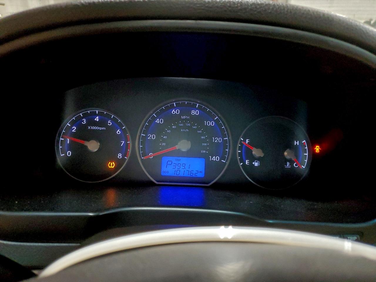 2010 HYUNDAI SANTA FE GLS photo 9