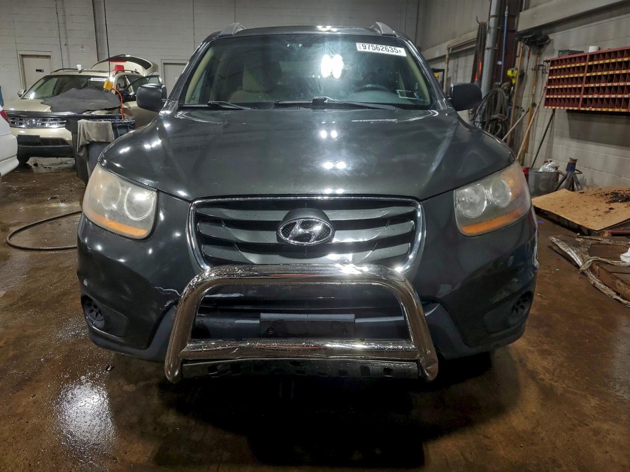 2010 HYUNDAI SANTA FE GLS photo 5