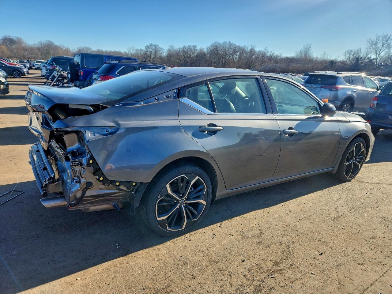2024 NISSAN ALTIMA SR photo 3