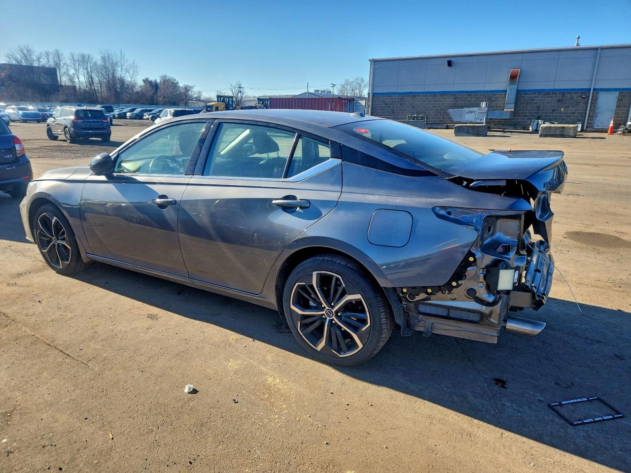 2024 NISSAN ALTIMA SR photo 2