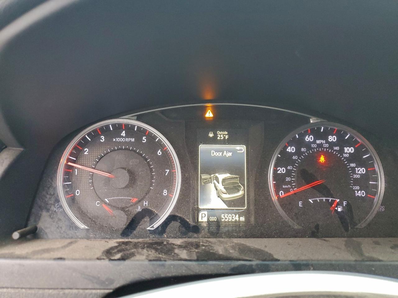 2017 TOYOTA CAMRY LE photo 9