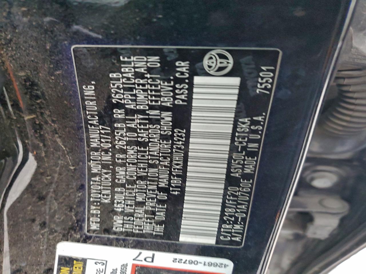 2017 TOYOTA CAMRY LE photo 12