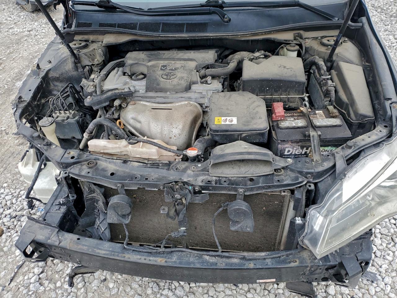 2017 TOYOTA CAMRY LE photo 11