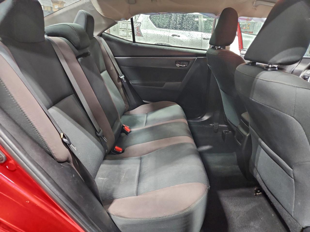 2019 TOYOTA COROLLA L photo 10