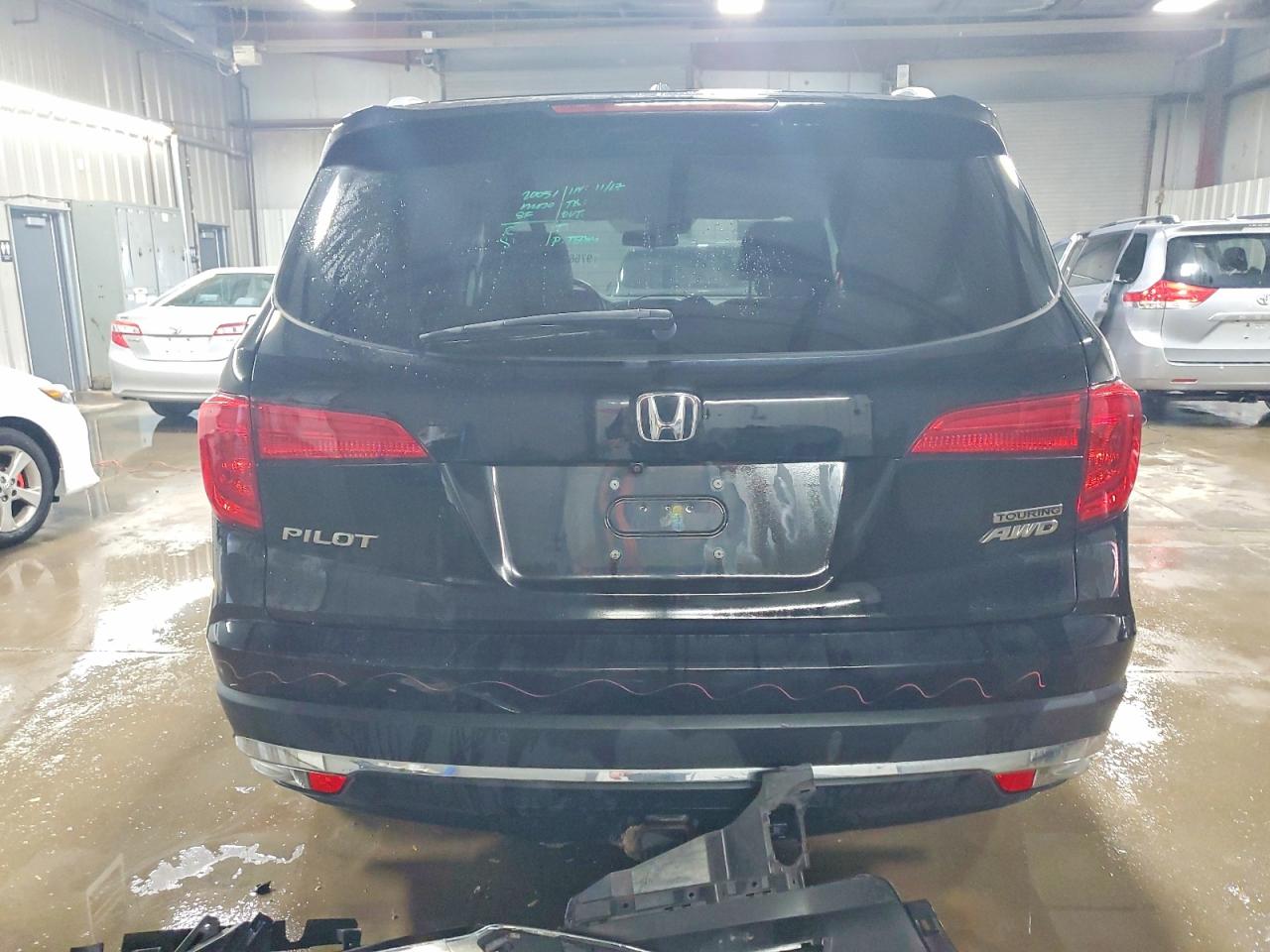 2016 HONDA PILOT TOURING photo 6