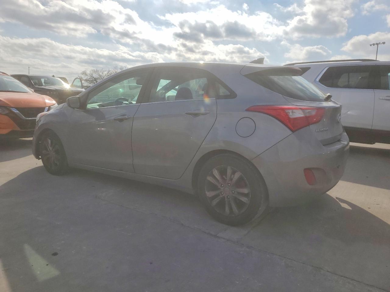 2013 HYUNDAI ELANTRA GT photo 3
