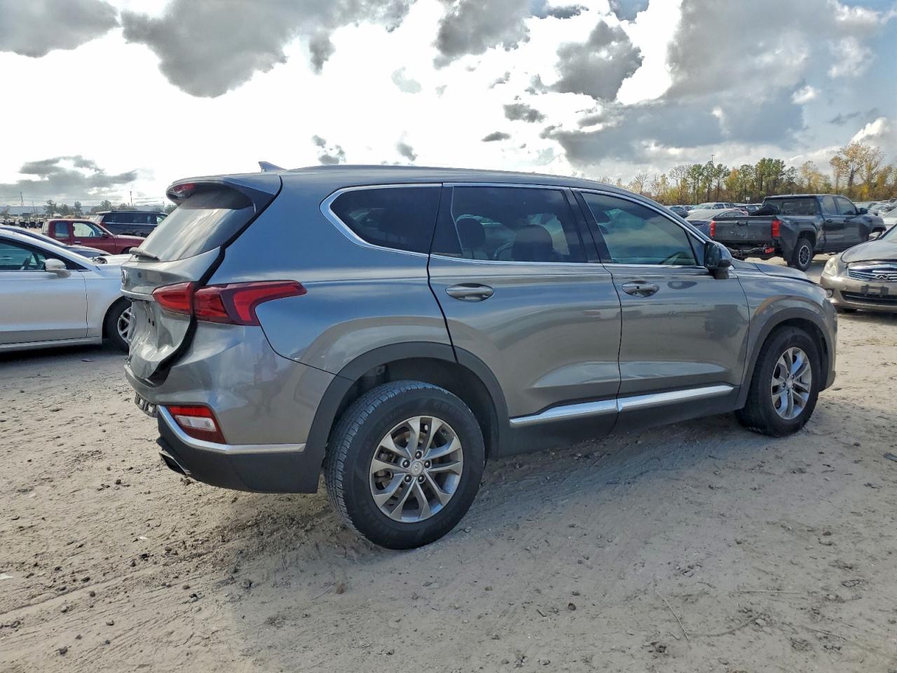 2019 HYUNDAI SANTA FE SEL photo 3